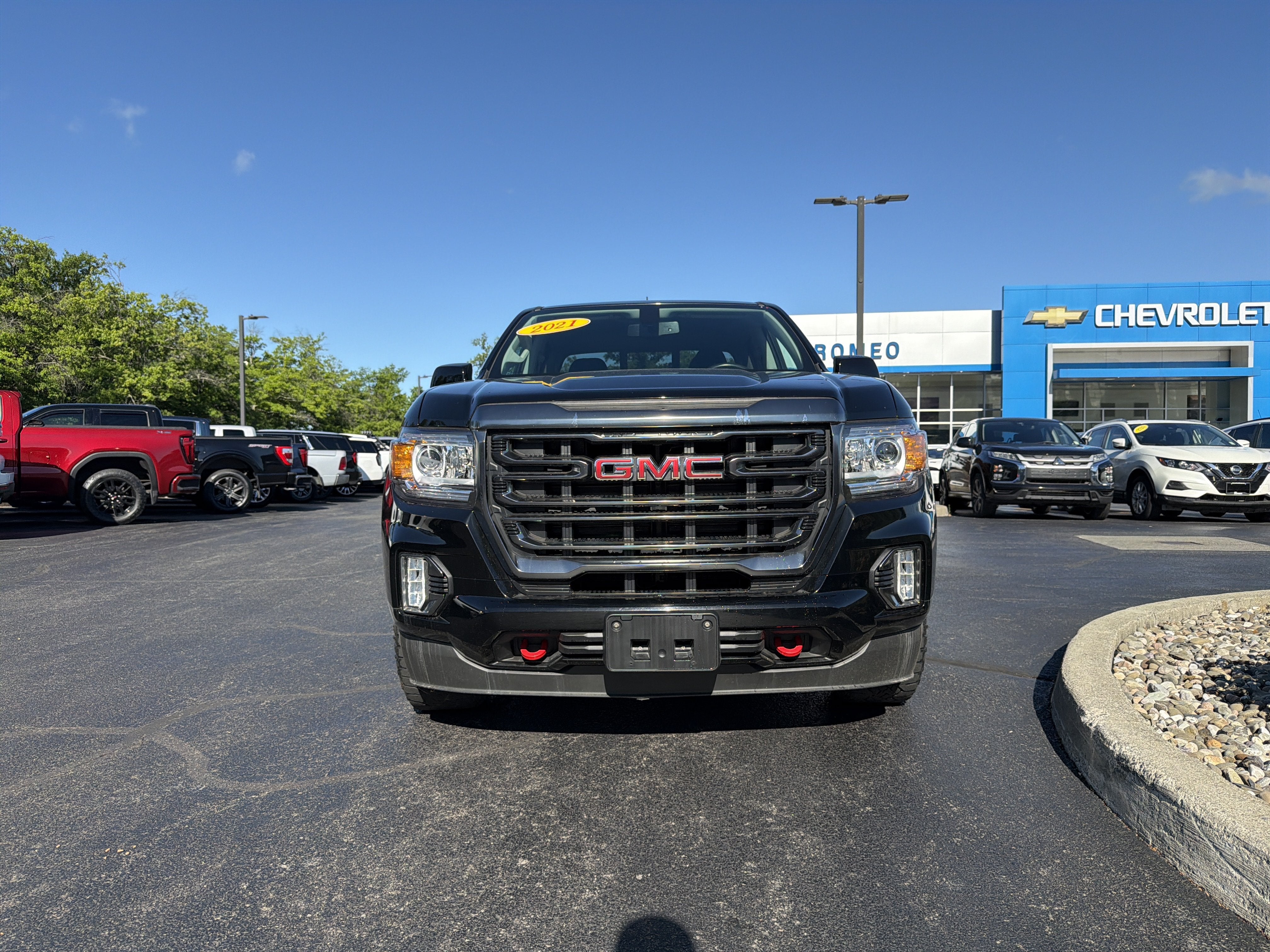 2021 GMC Canyon — side profile view