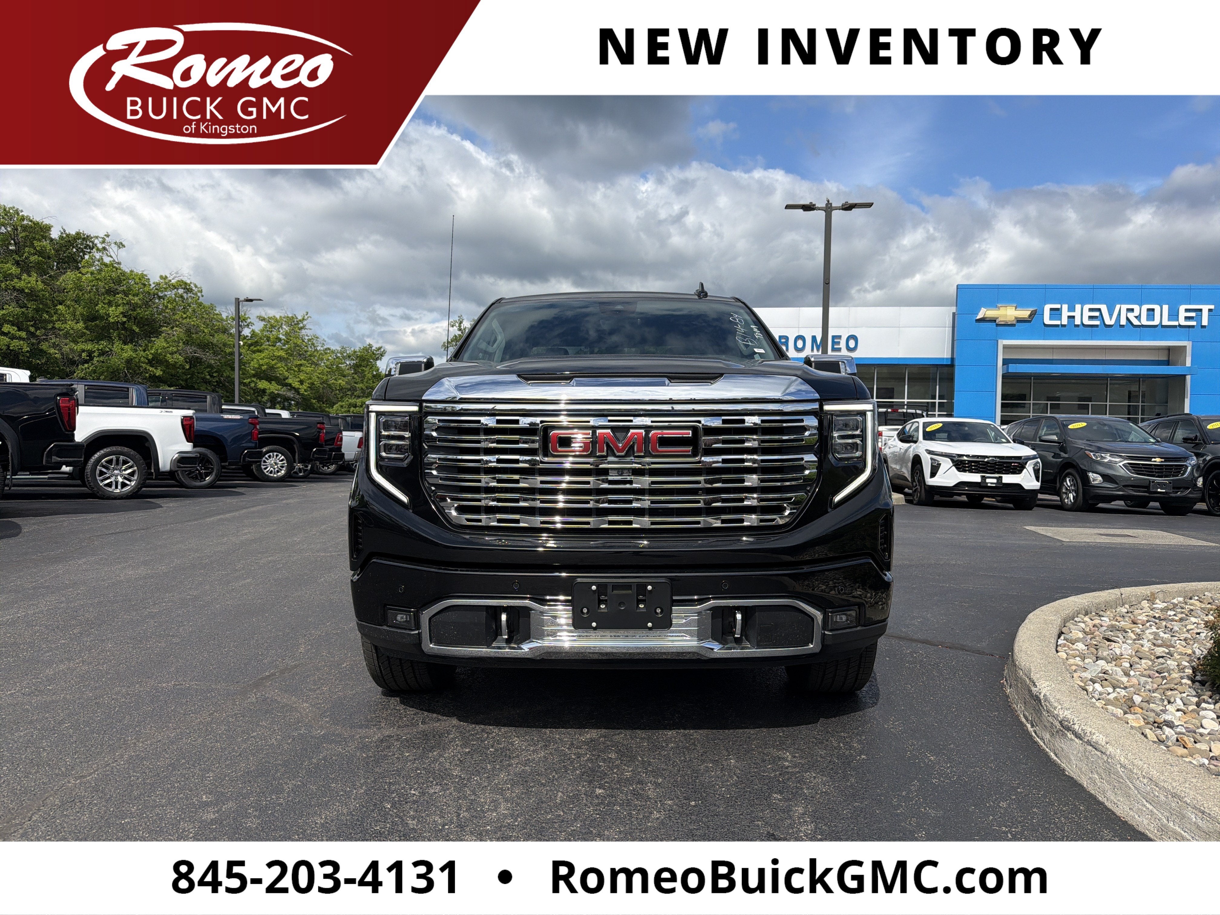 2026 GMC Sierra 1500 — side profile view