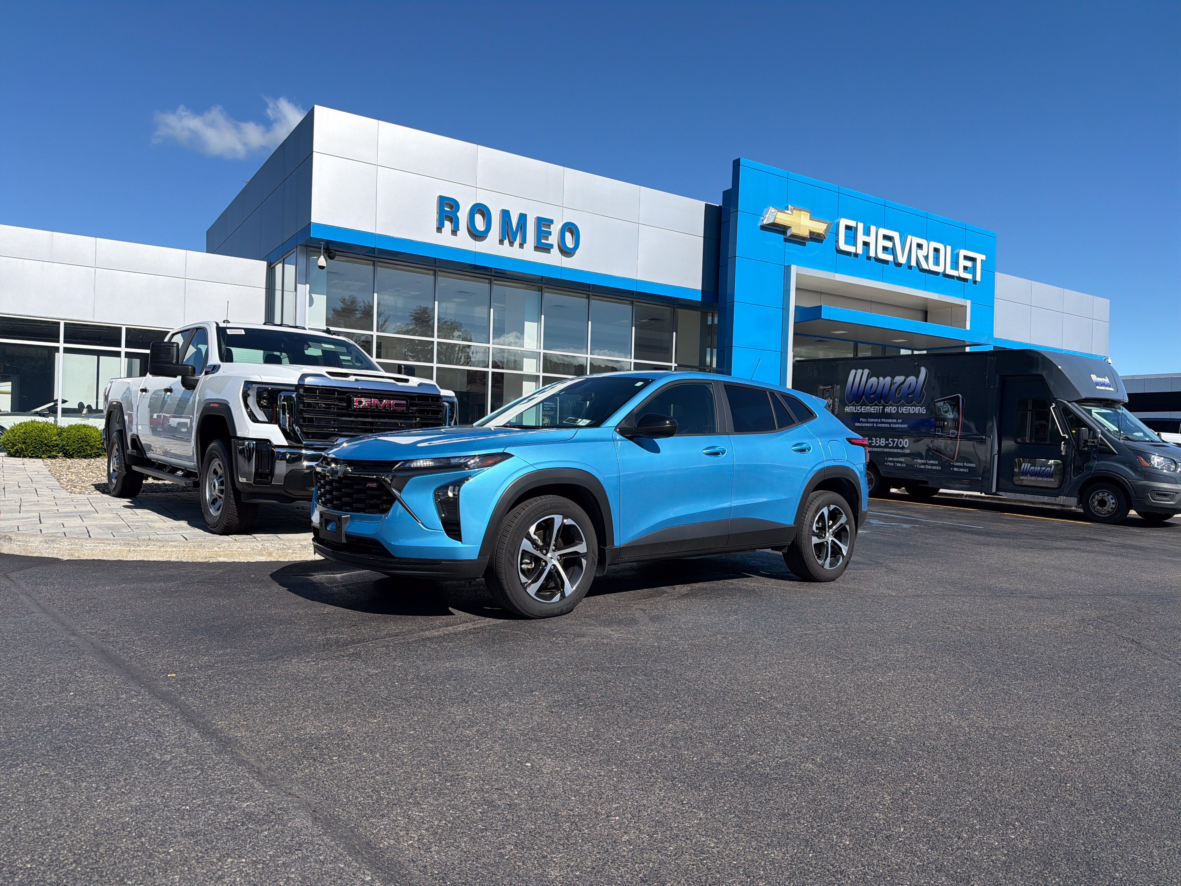 2025 Chevrolet Trax 1RS in Marina Blue Metallic — front three-quarter view