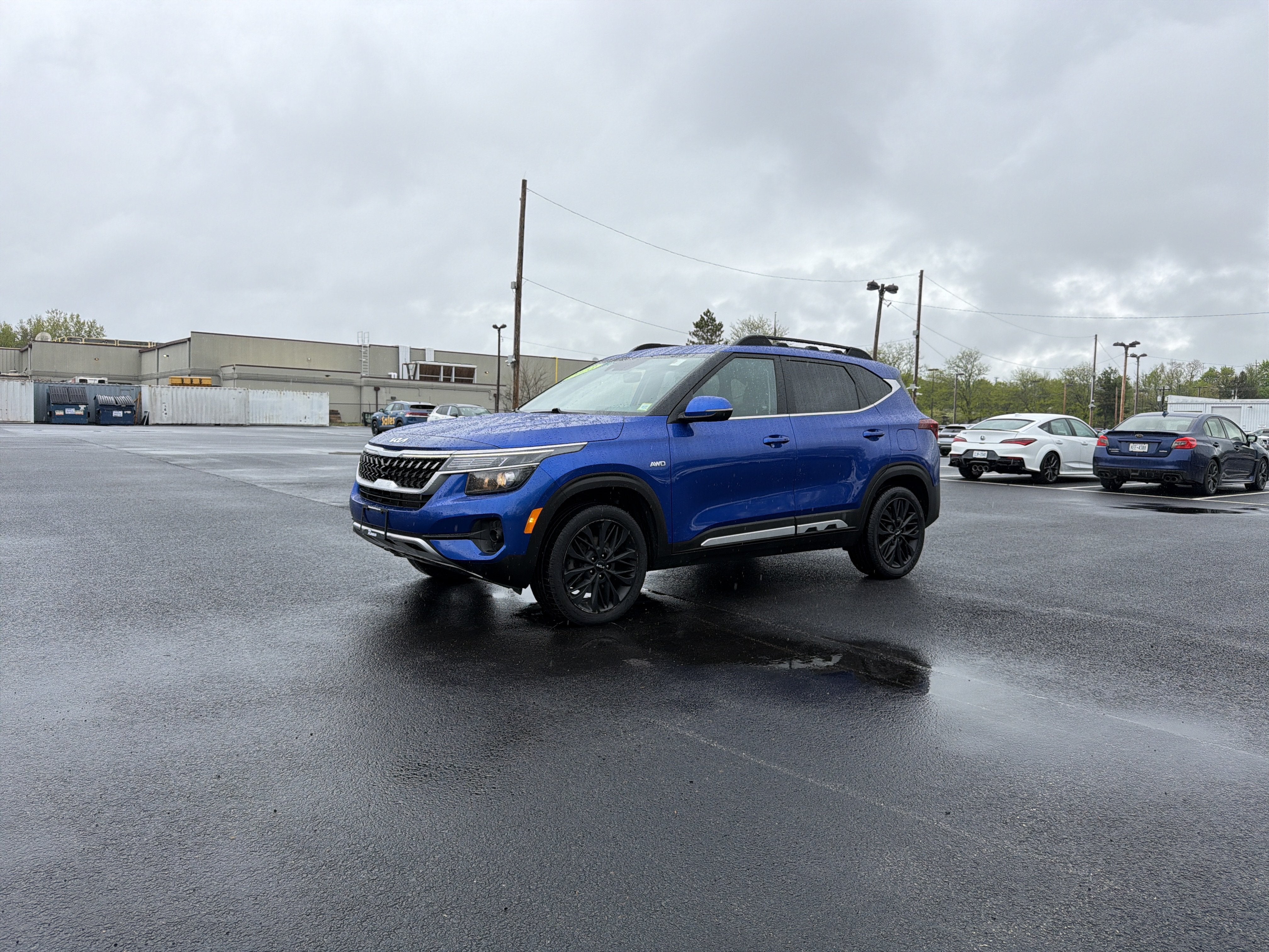 2023 Kia Seltos Nightfall Edition in Blue — front three-quarter view