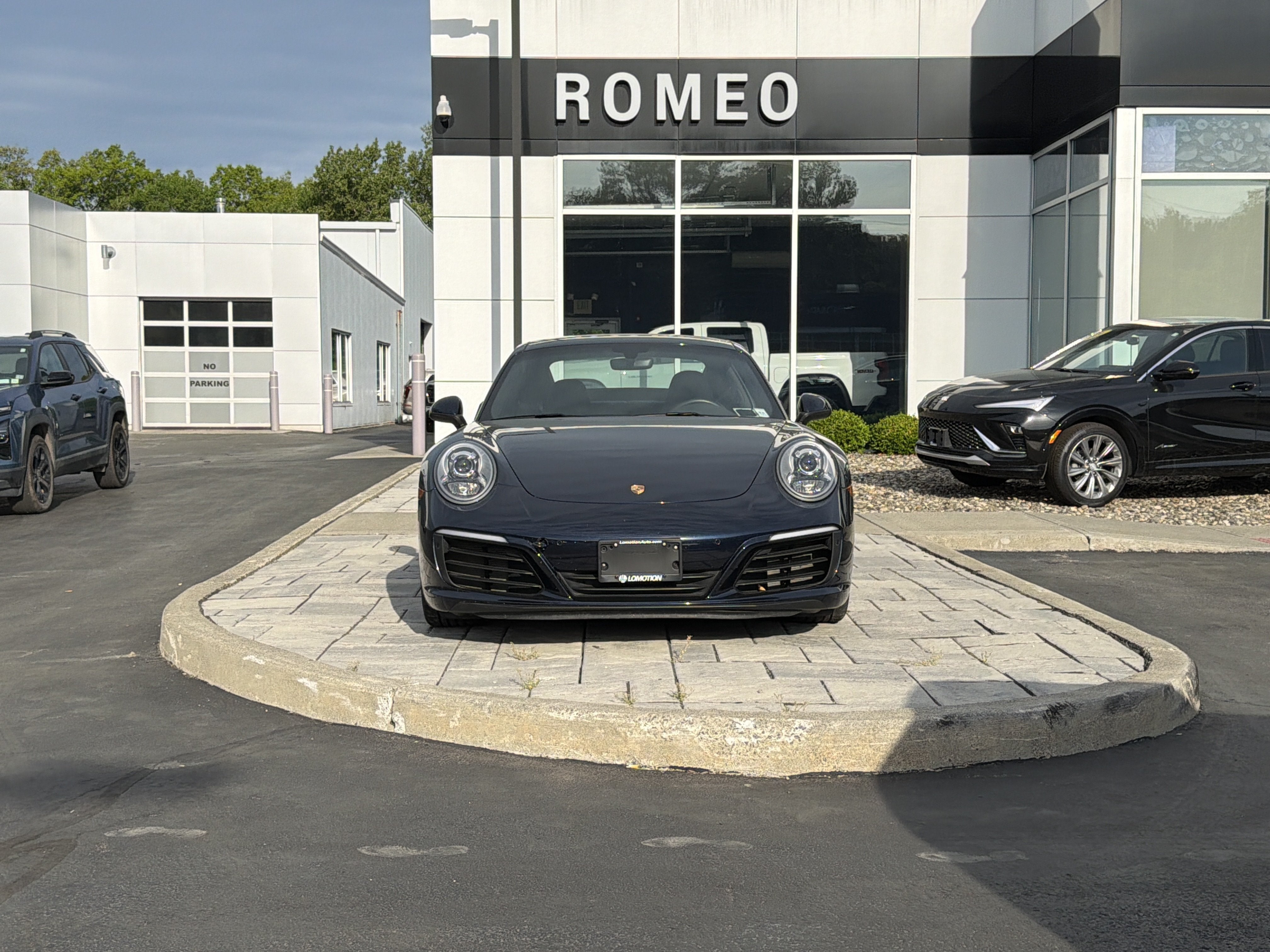 2017 Porsche 911 — side profile view